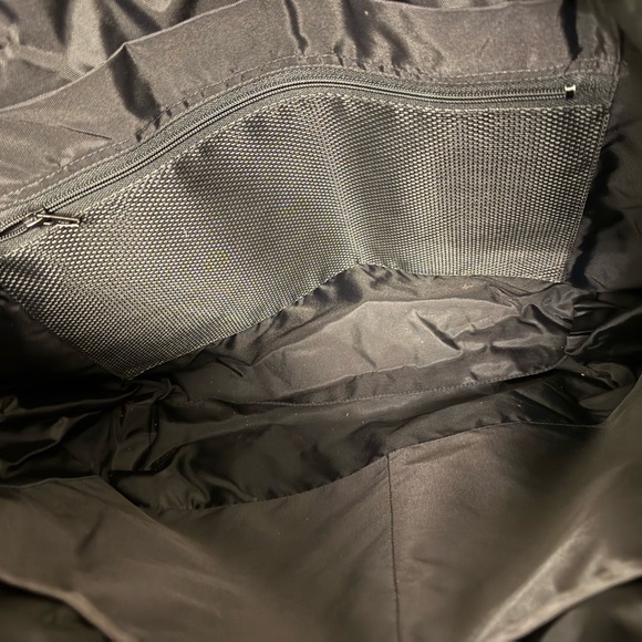 Danny K Beverly Hills Sun & Moon Black Zippered Tote Bag w/ glasses case - Picture 10 of 13